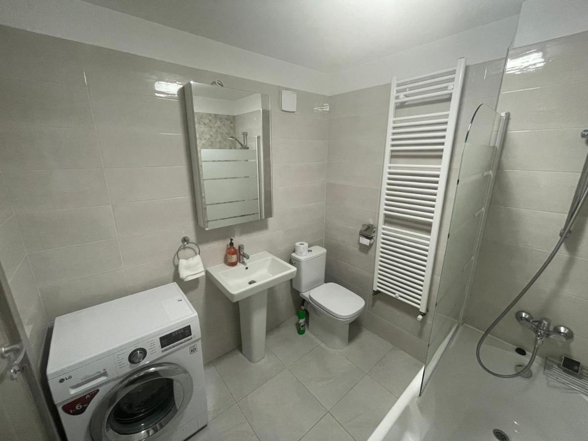 Moghioros Park Residence Apartment Bukarest Eksteriør billede